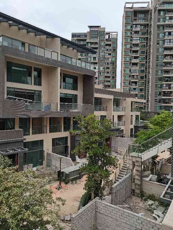 热烈祝贺ABA 硅藻泥·艺术涂料 中标珠海御景龙湖别墅精装项目(图1)