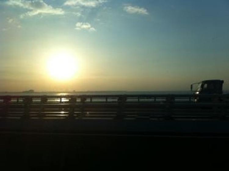 太阳能玻璃怎么样?太阳能玻璃的技术要求有哪些?(图1) 太阳能玻璃怎么样?太阳能玻璃的技术要求有哪些?