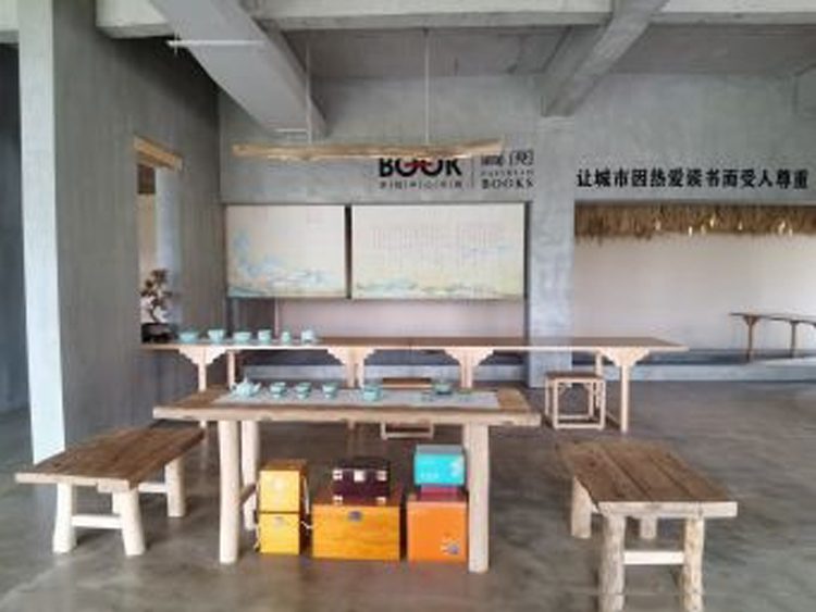 天花板发霉处理办法 你Get到了吗?(图1) 天花板发霉处理办法 你Get到了吗?